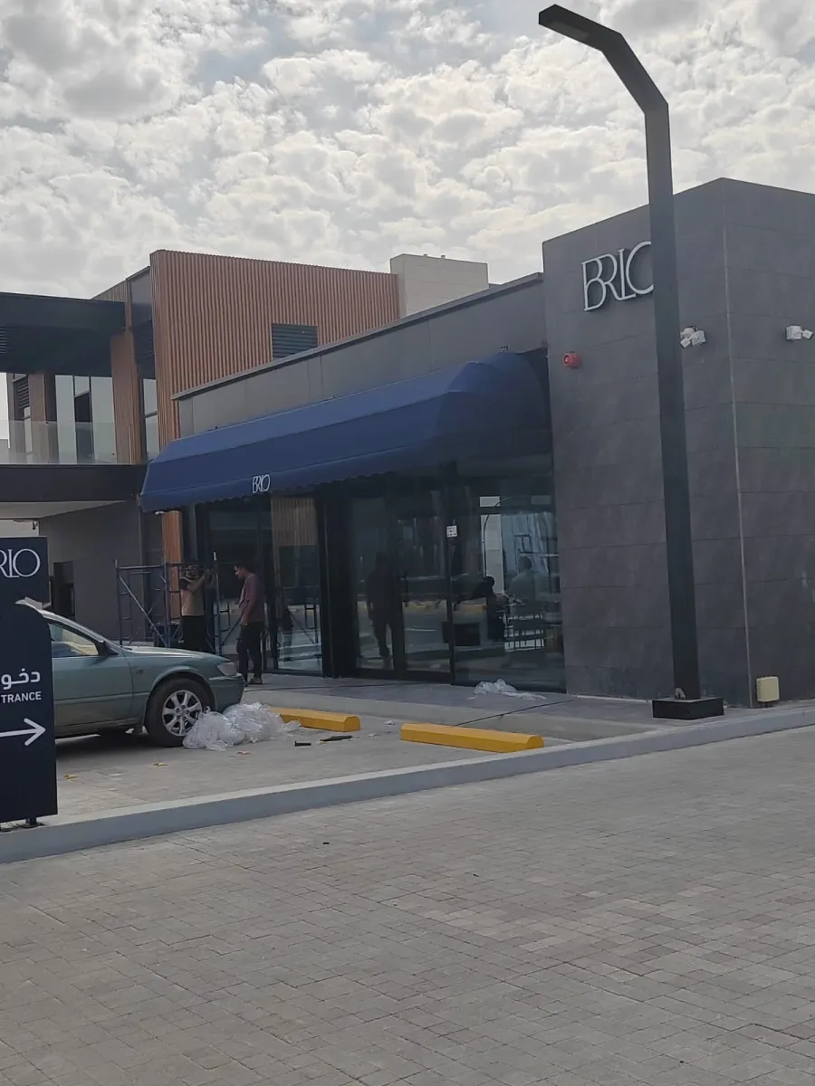 مظلات كافيهات ومطاعم من أعمال ركن الظل في الرياض — صورة ٢